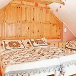 Beautiful In With Sauna بيت للعطل Karsin