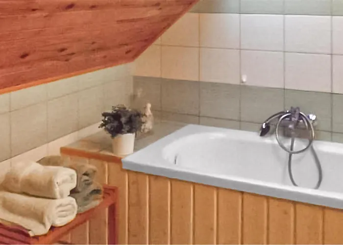 Gorgeous In With Sauna Дом отдыха Karsin